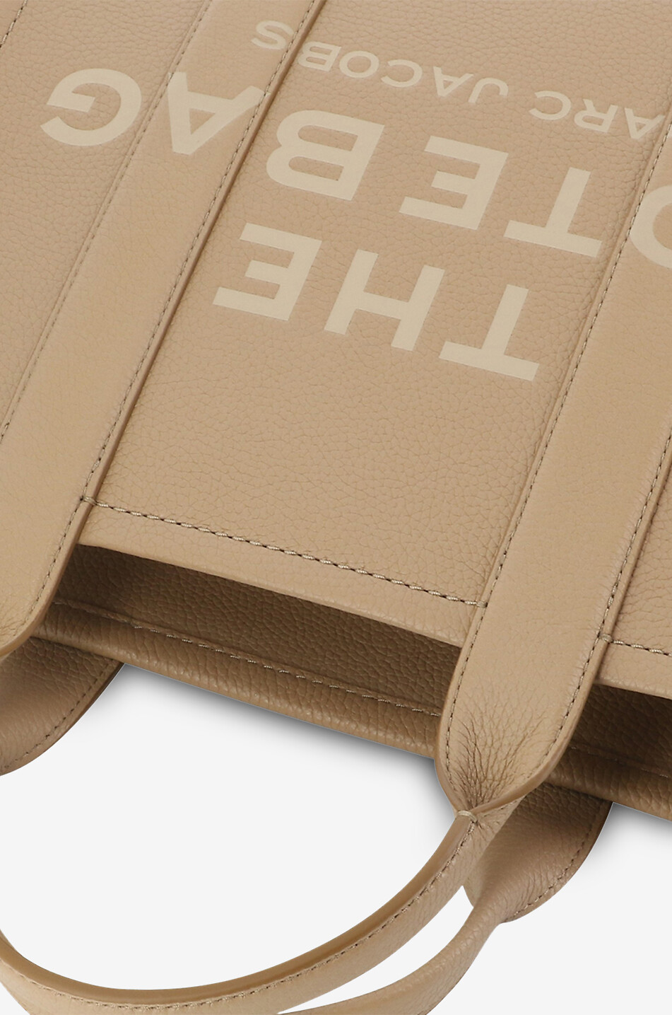 MARC JACOBS The Leather Medium Tote grained leather tote bag Women CAMEL 6