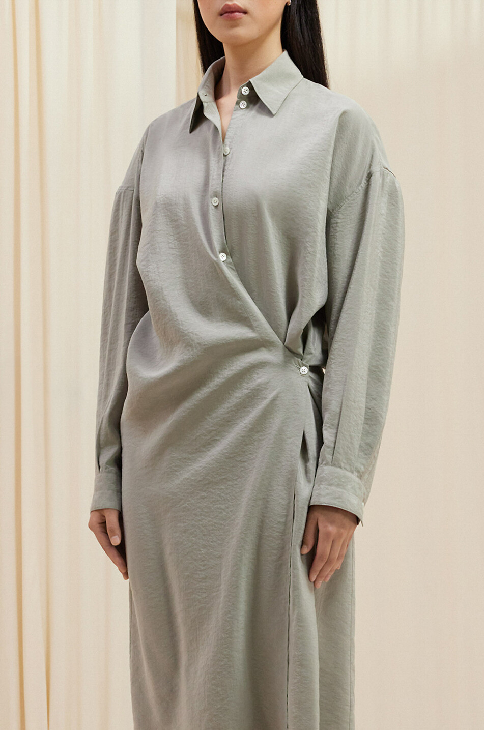 LEMAIRE Robe chemise midi en soie mélangée Twisted Femme GRIS CLAIR 4