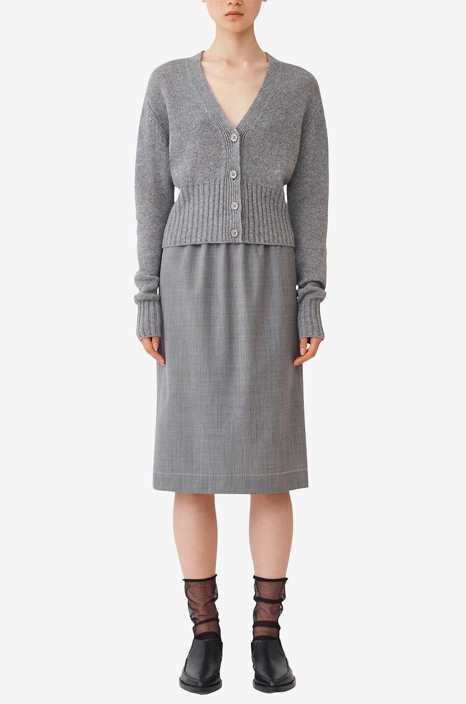 Short cashmere V-neck cardigan