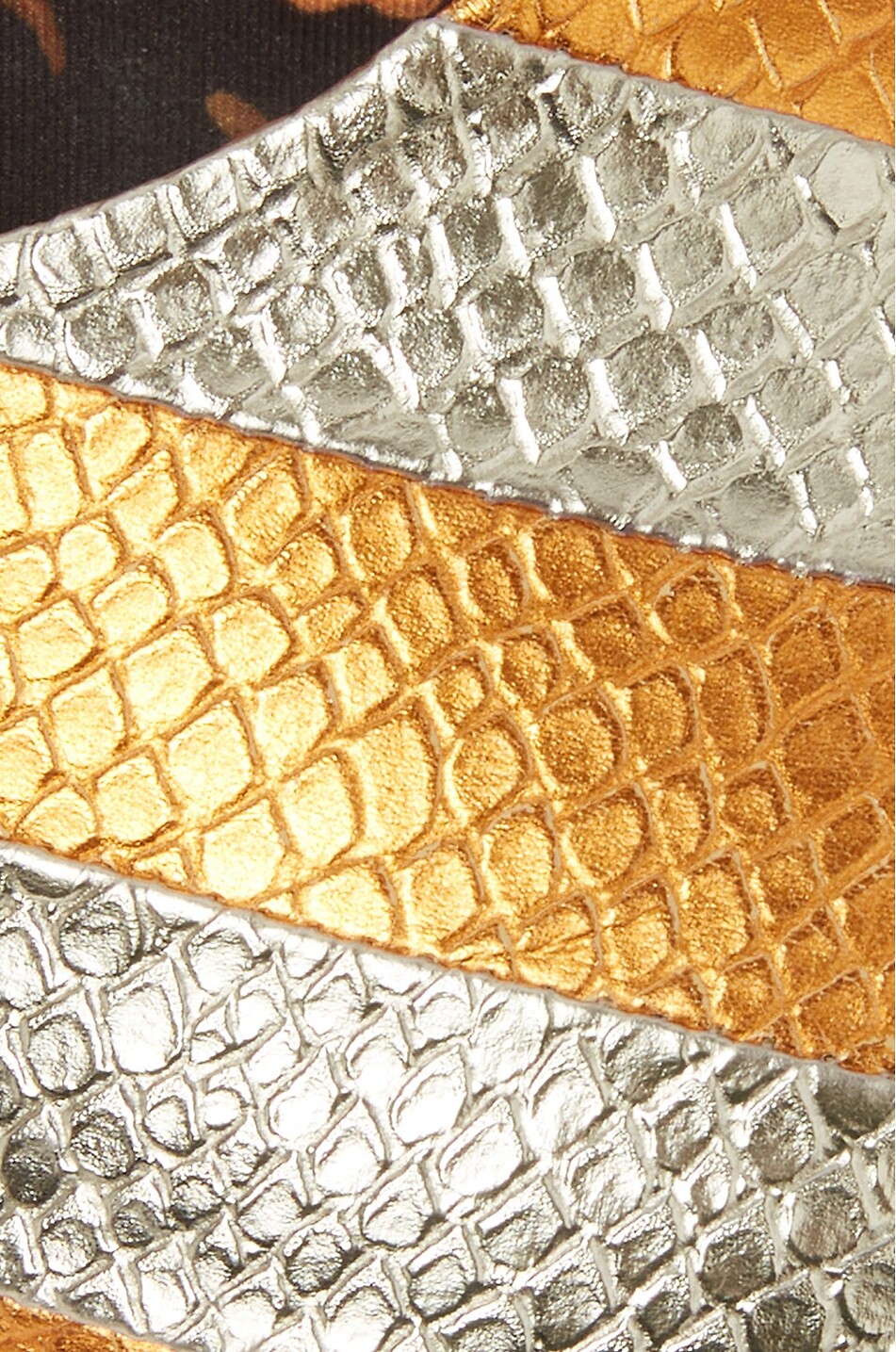 Gestreifte Metallic-Ballerinas Faux Python