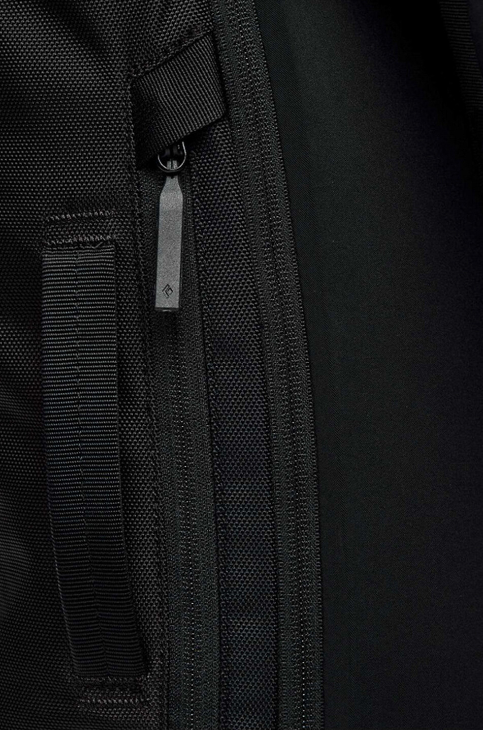 BLACK DIAMOND Wasserabweisender Rucksack Street Creek 30 Roll-Top Herren SCHWARZ 3