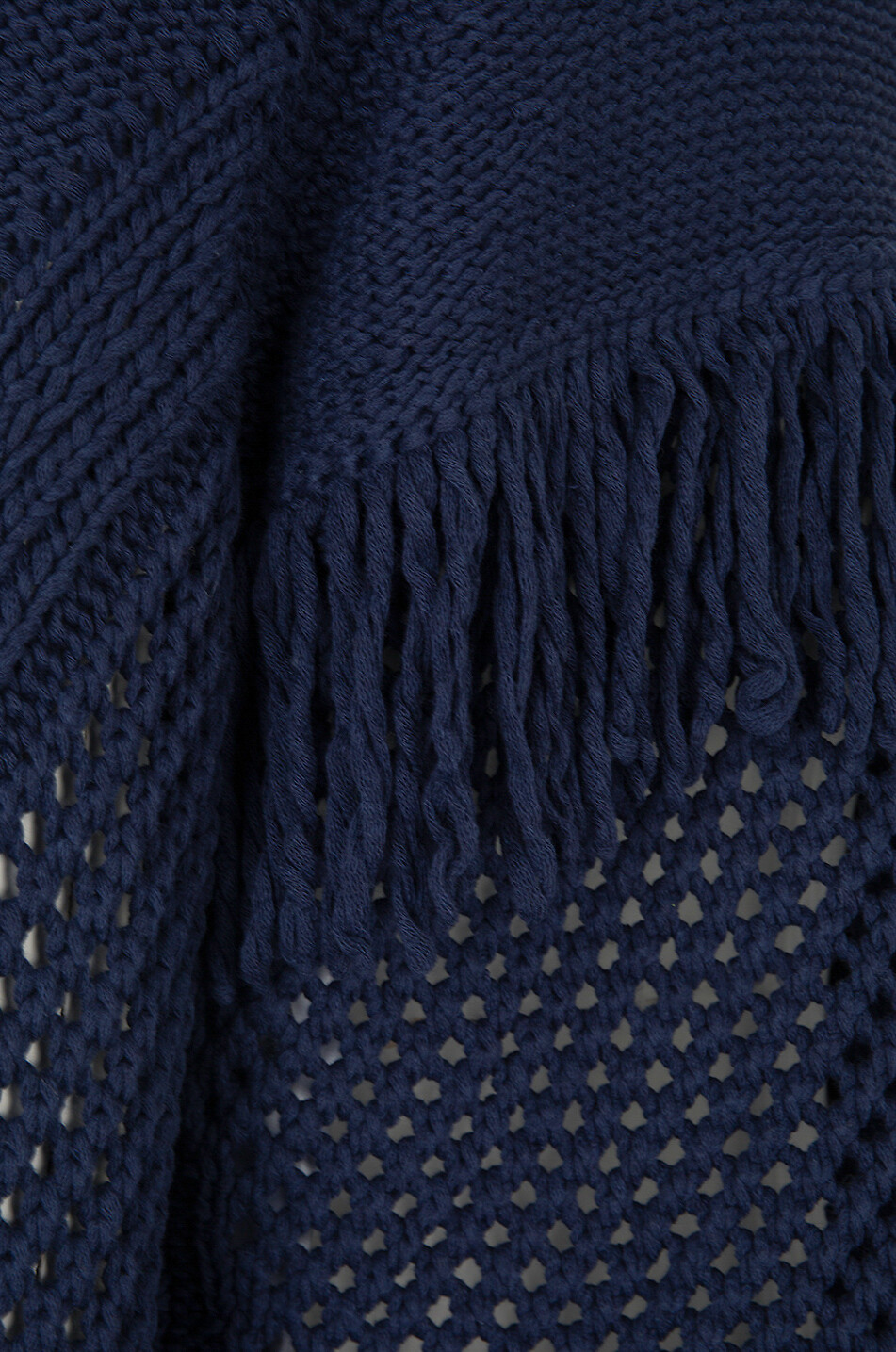 Häkelcardigan mit Lochmotiv und Fransen