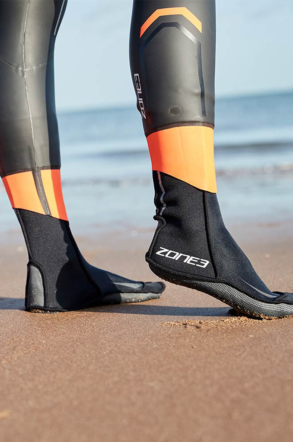 ZONE3 Surf- und Schwimmsocken aus Neopren Unisex SCHWARZ 2