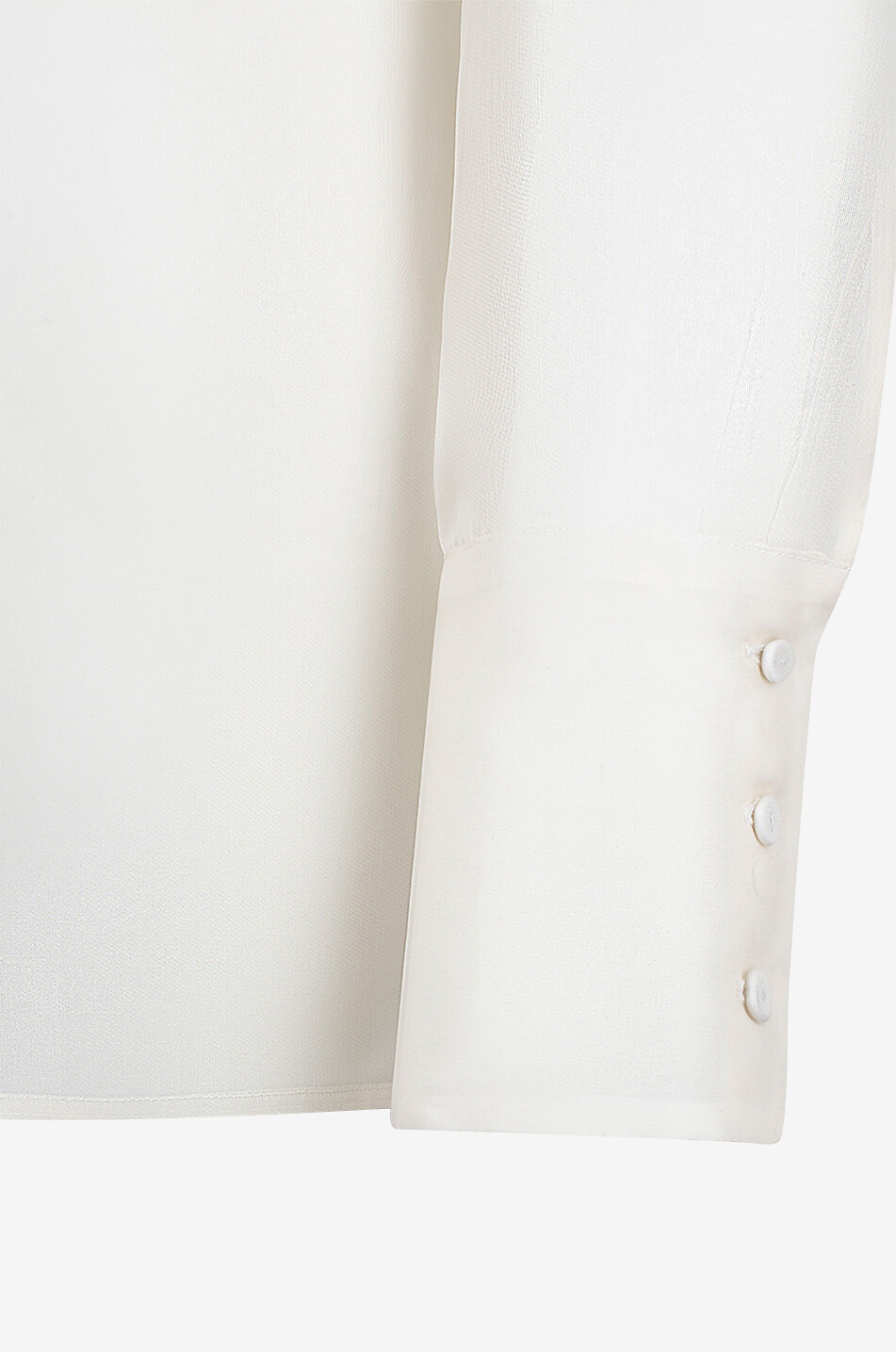 Hemd aus Seidenorganza