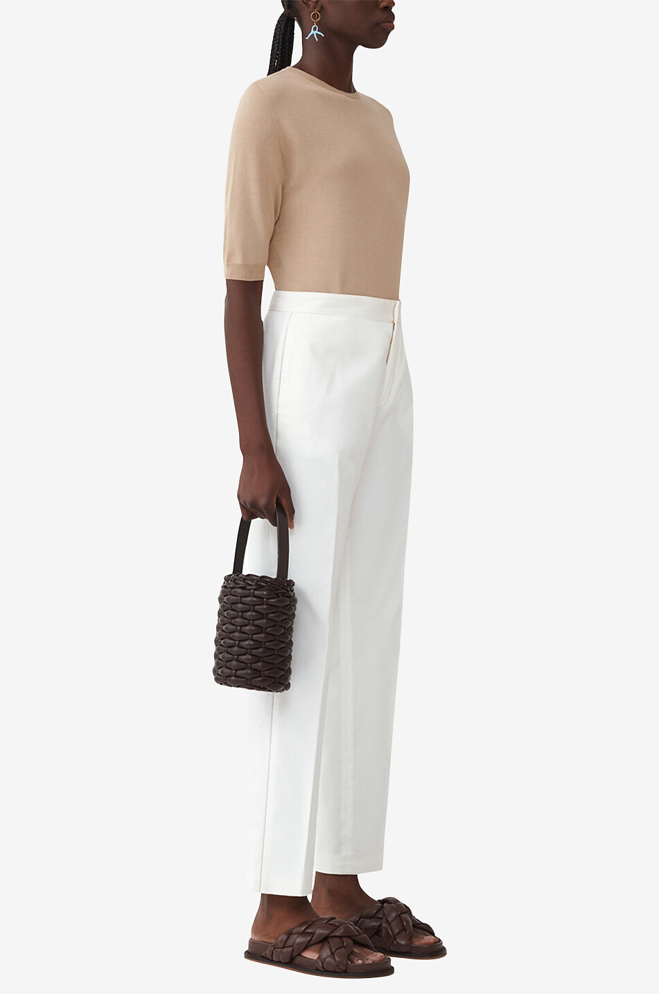 Pantalon slim en gabardine à bande en perles latérale