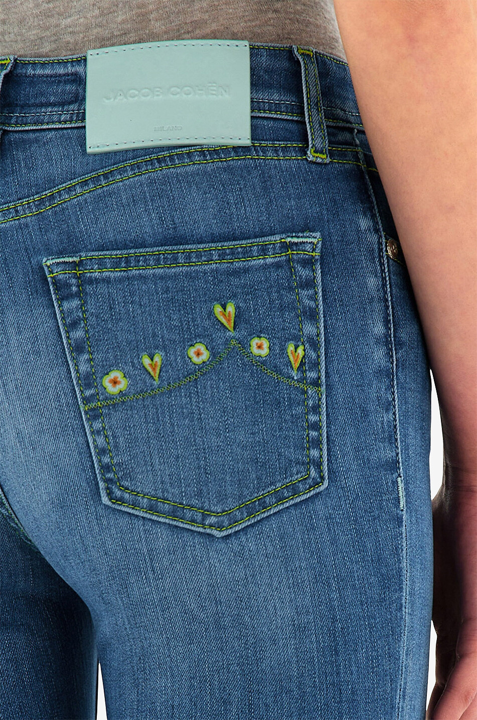 JACOB COHEN Victoria Crop Flare faded jeans Women MEDIUM BLUE 6