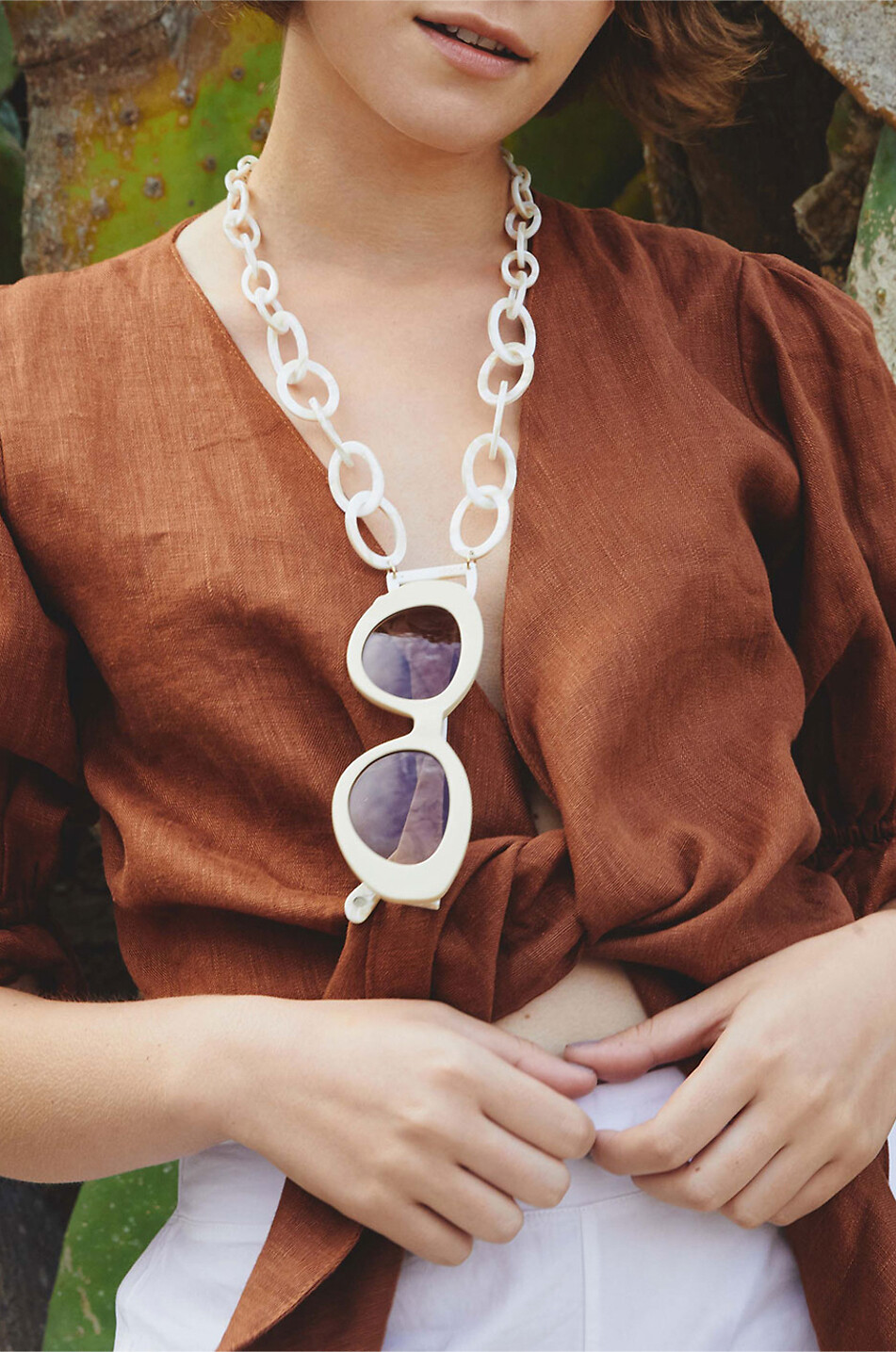 Eyewear necklace online