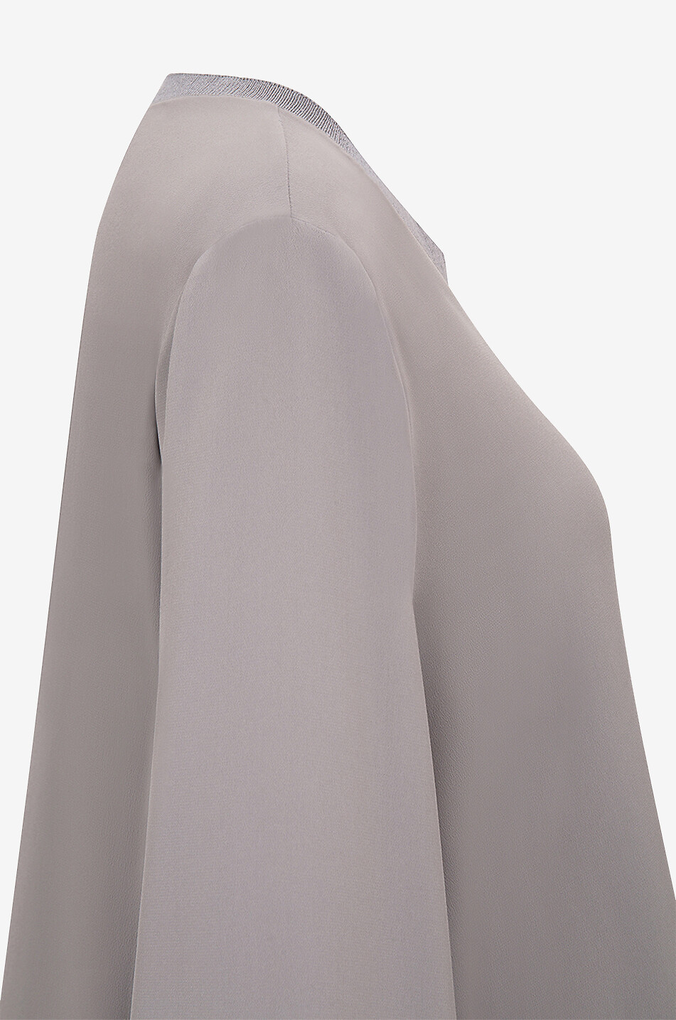 Long-sleeved T-shirt