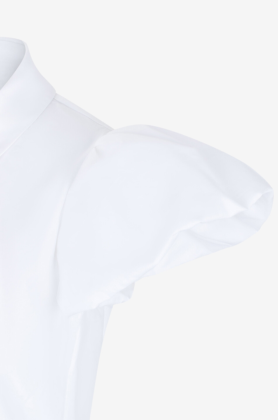 Clara fitted shirt with short puff sleeves