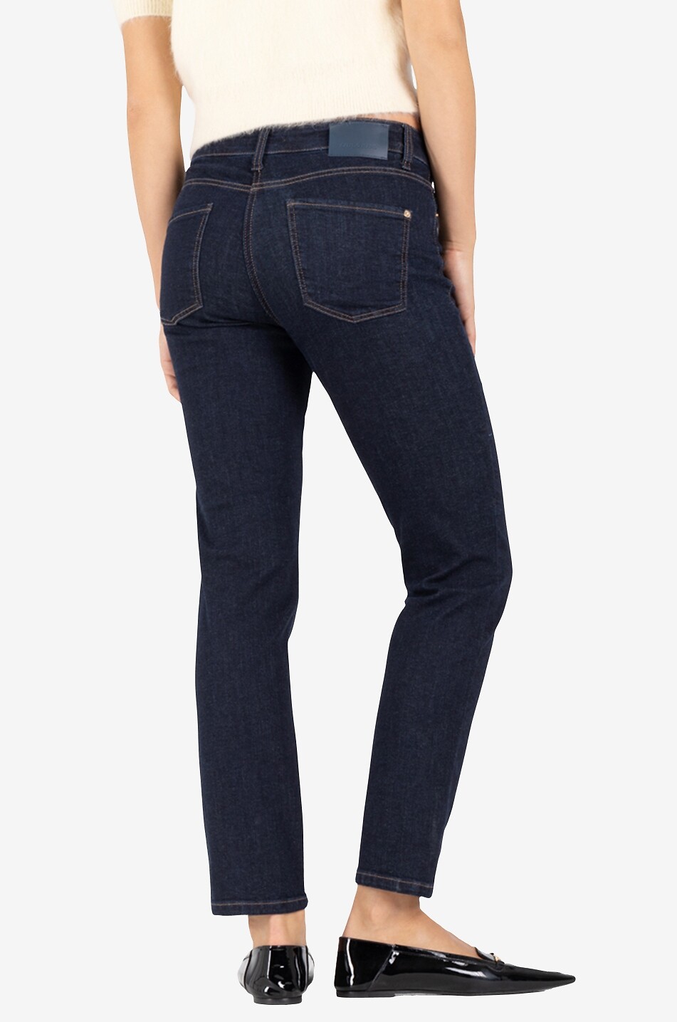 Verkürzte Slim-Fit-Jeans mit Kette Piper