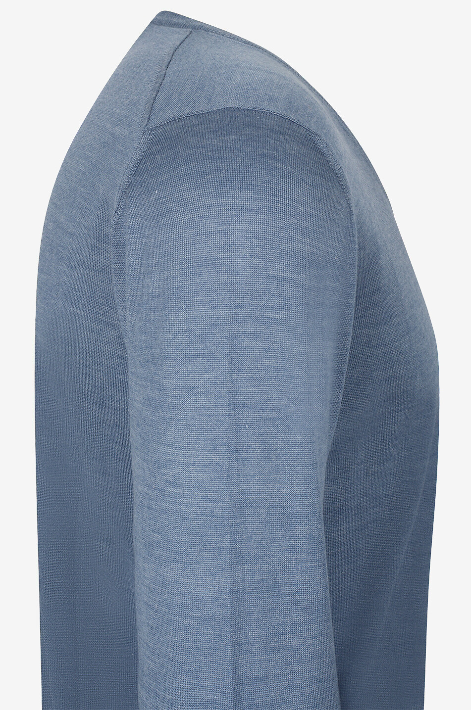 BONGÉNIE Fine wool and silk V-neck jumper Men BLUE 3
