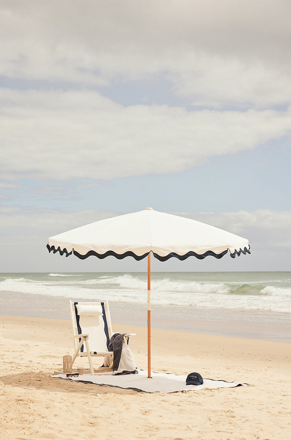 BUSINESS & PLEASURE CO. The Beach Towel Riviera White Home BEIGE 4