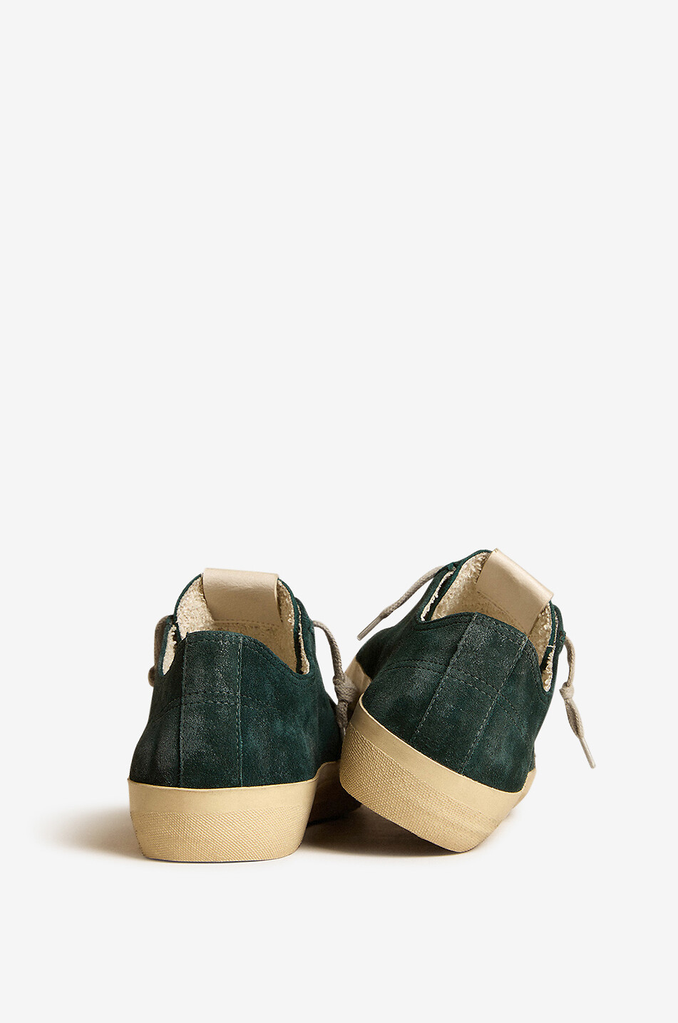 GOLDEN GOOSE V-Star 2 low-top distresses suede lace-up sneakers Men DARK GREEN 3