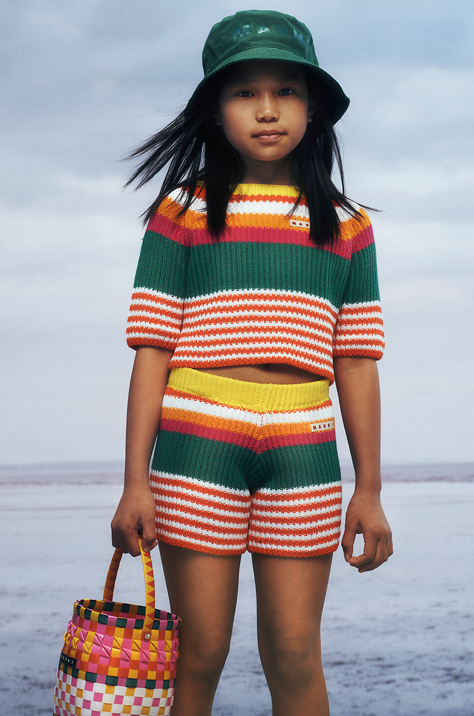 Gestreifte Mädchen-Strickshorts