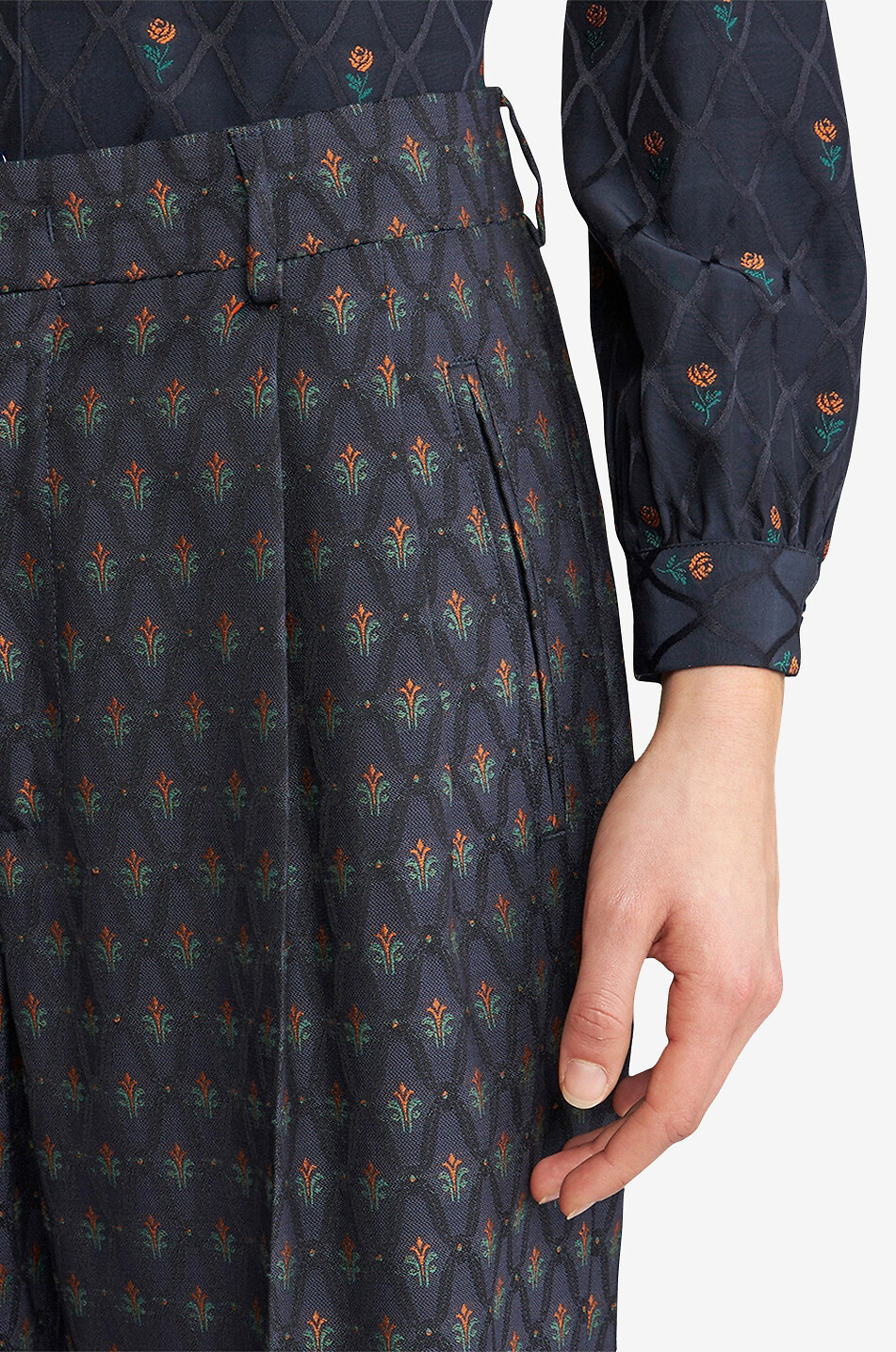 Jacquard-Hose mit weitem Bein Art Nouveau