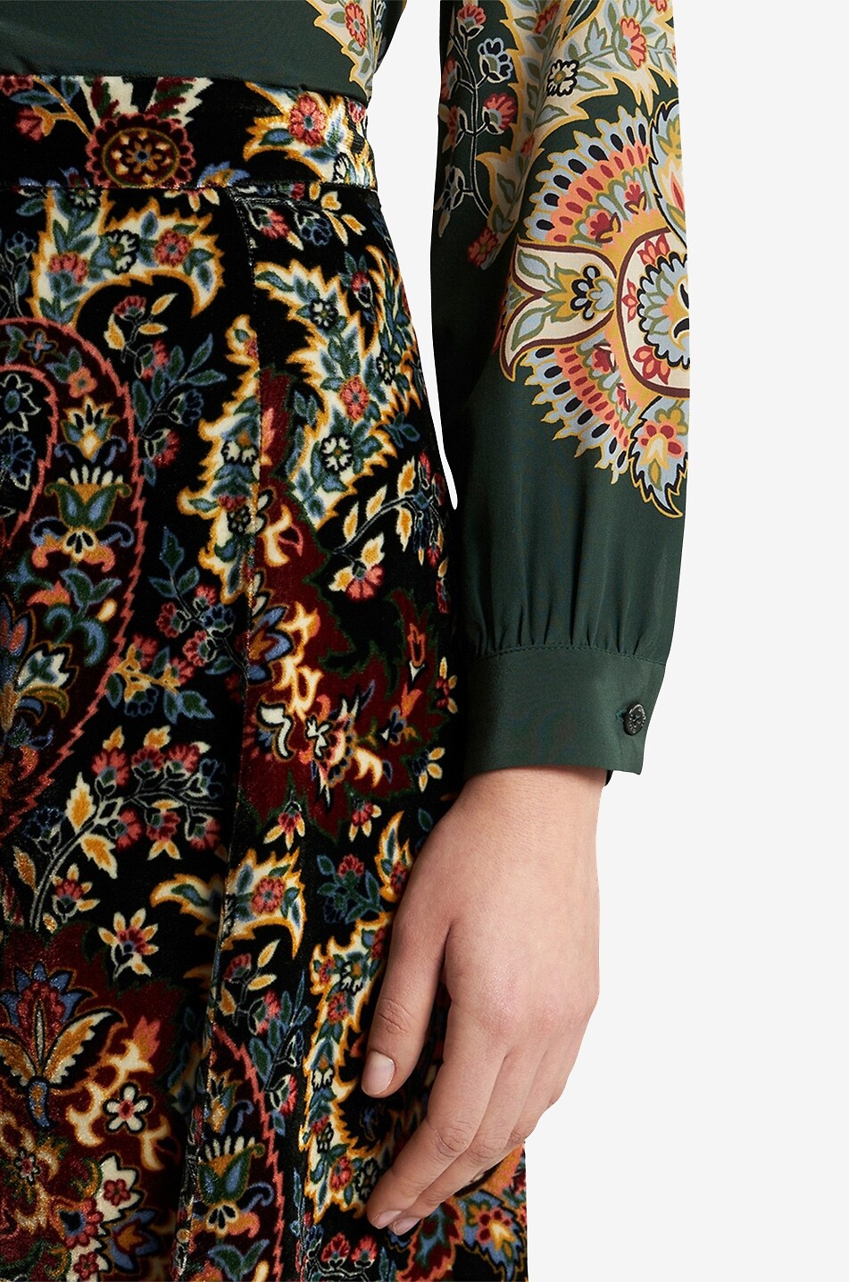 Kurzer A-förmiger Samtrock mit Paisley-Blütenprint