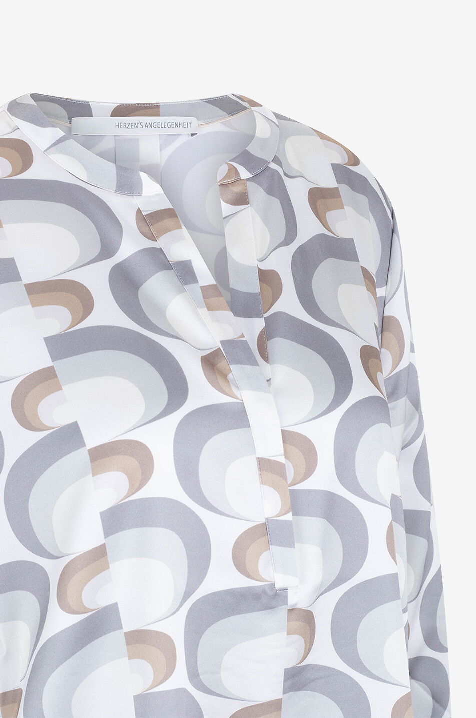 Bluse aus Seide mit 70er-Jahre-Geo-Print