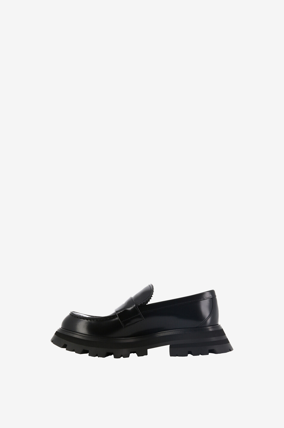 ALEXANDER McQUEEN Wander lug sole brushed leather loafers Women BLACK 3