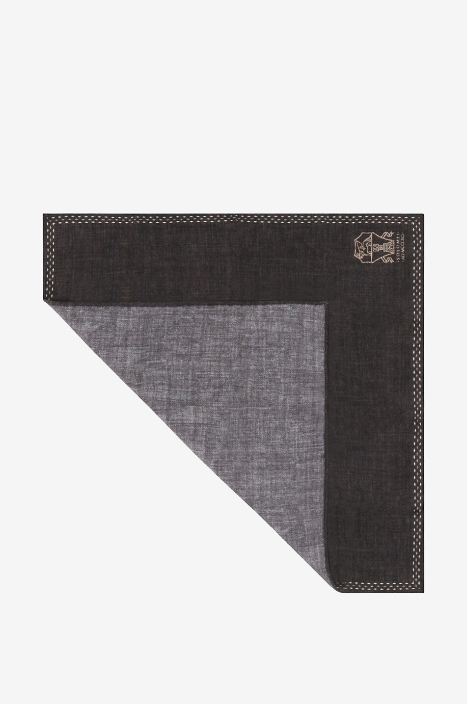 Einfarbiges Einstecktuck mit Logodetail