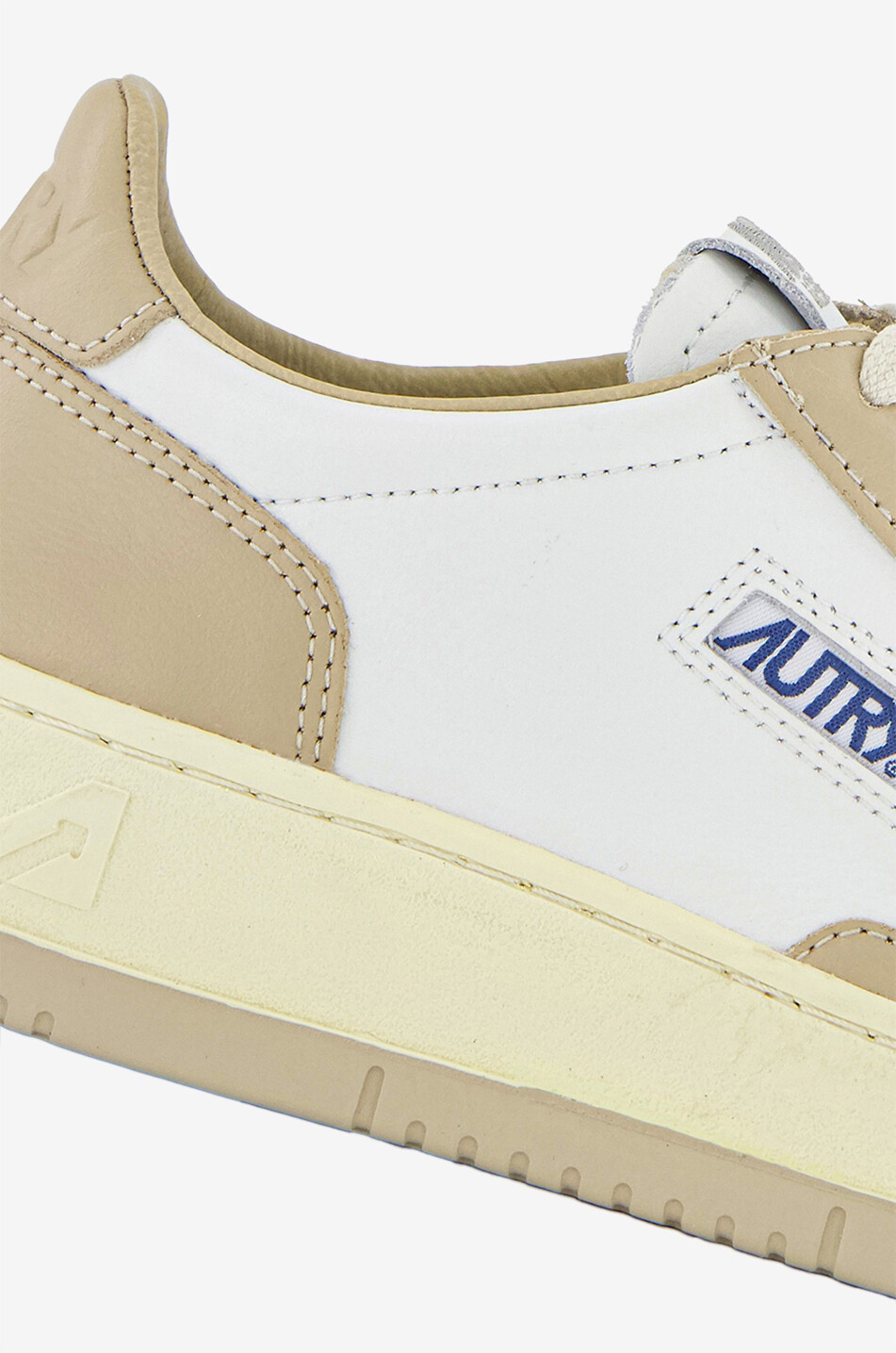 AUTRY Niedrige zweifarbige Schnürsneakers Medalist Damen [akeneo-beigefonce] 5