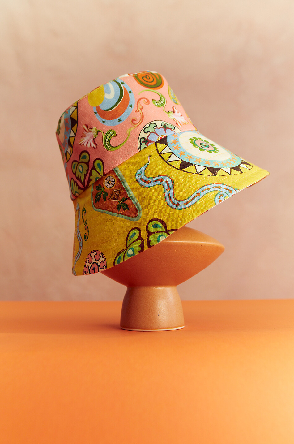 ALEMAIS Pinball printed linen bucket hat Women MULTI COLOURED 2