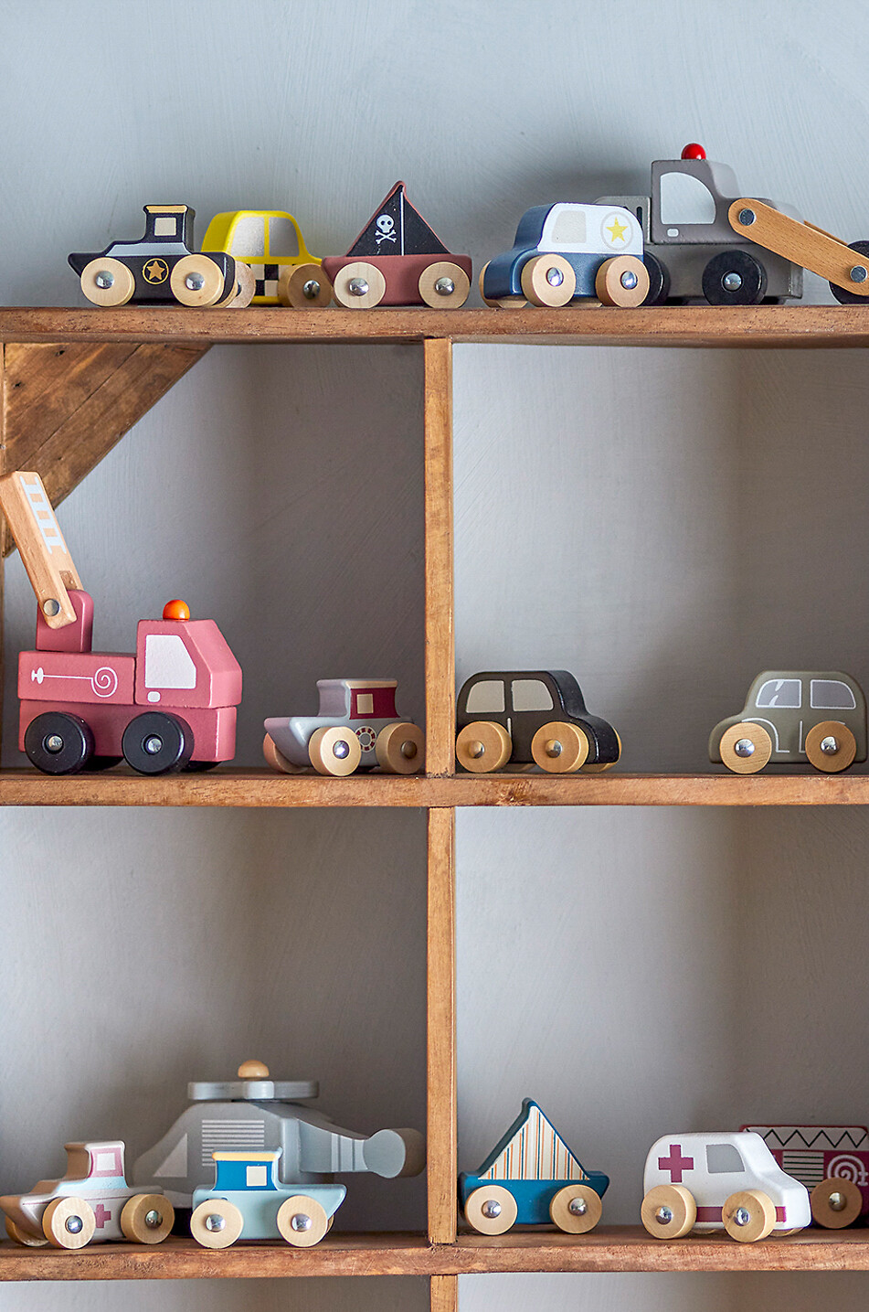 BLOOMINGVILLE Kleine Fahrzeuge aus Holz Ariston Baby BUNT 2