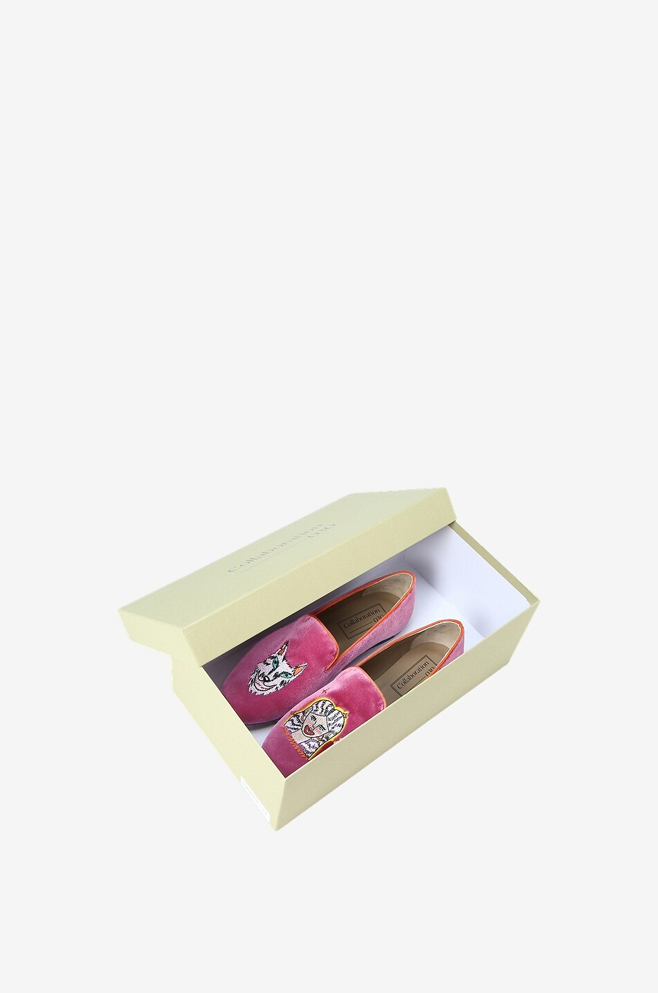 Mocassins en velours brodé That Girl Shoe