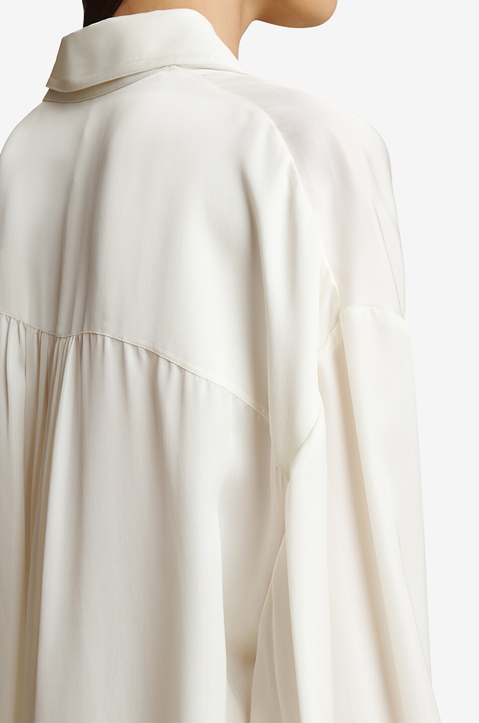 KHAITE Fliessendes Twillhemd Bam Damen CREMEFARBEN 6