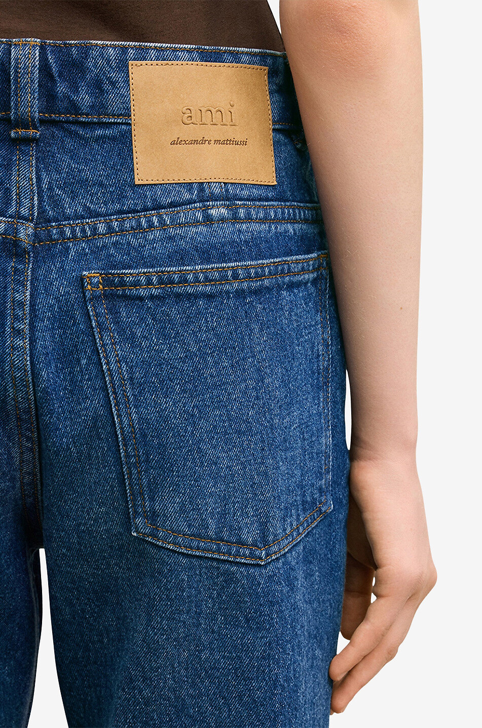 AMI Verkürzte Jeans mit geradem Bein und hoher Taille aus Baumwolle Damen BLAU 6