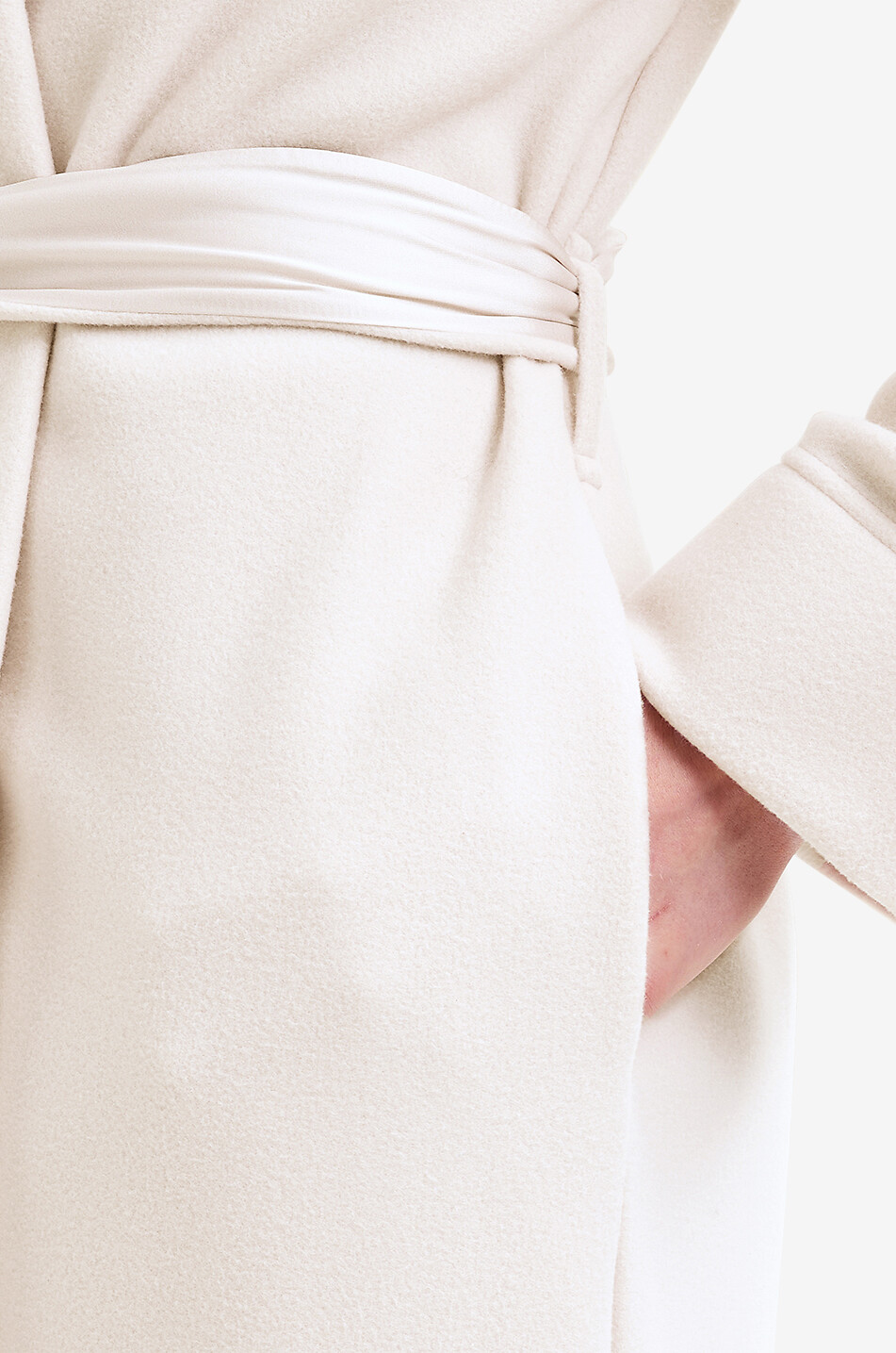 LAURENCE TAVERNIER Sarah long fleece dressing gown Women WHITE 5
