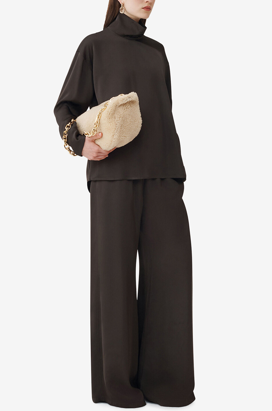 Schultertasche aus Shearling Eyelet