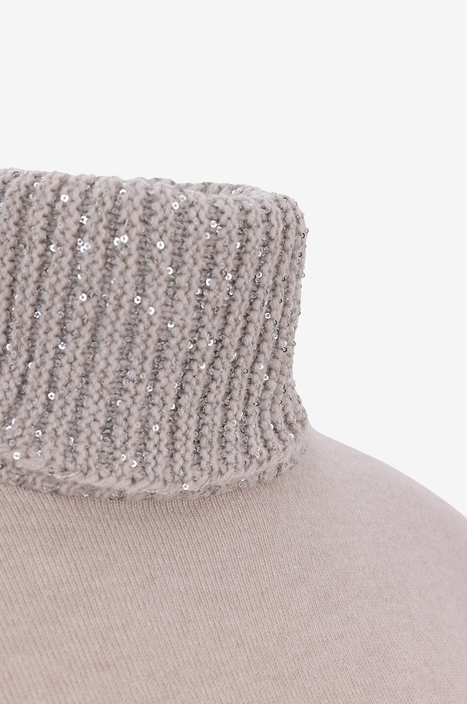 Robe pull courte en fil Platinum à col roulé scintillant