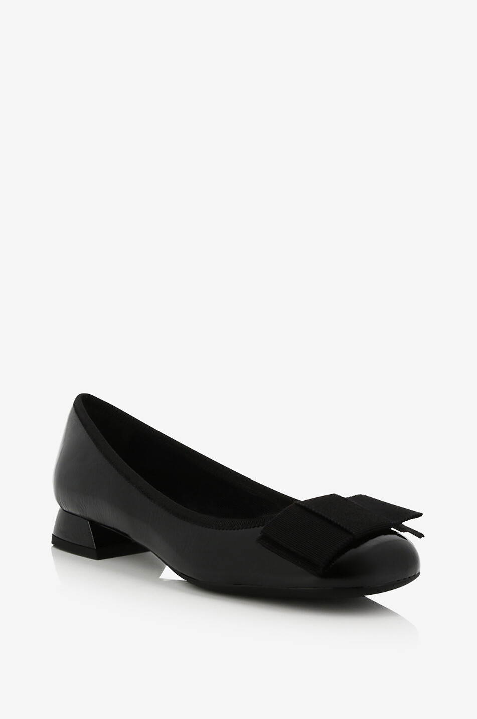 BONGENIE Sisko 20 cracked-effect patent leather ballet flats Women BLACK 1