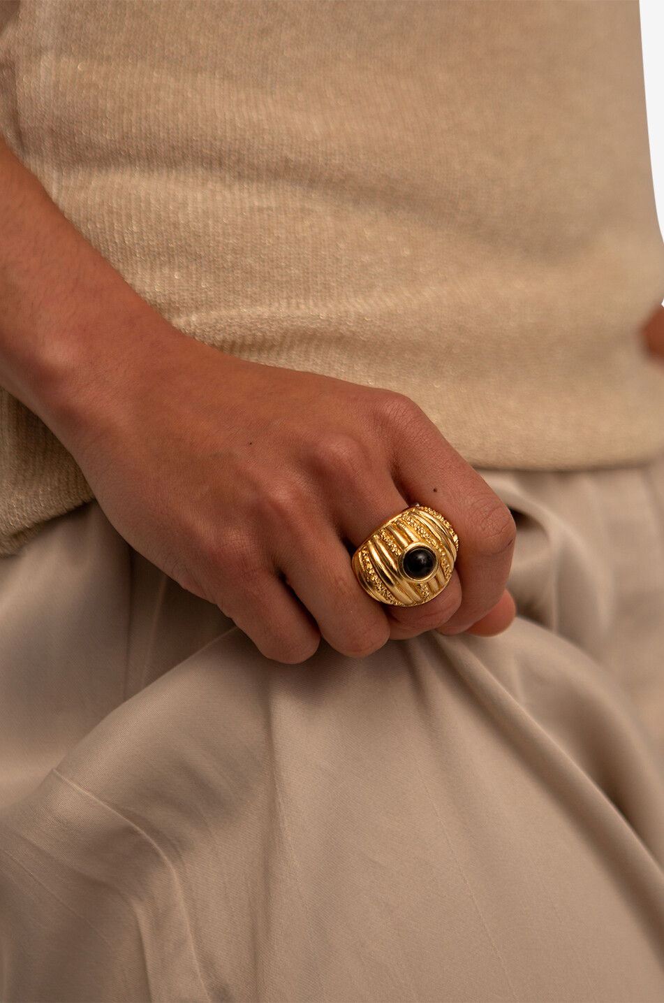 PAOLA SIGHINOLFI Offener goldener Ring mit Onyx Reef Damen GOLDEN 4