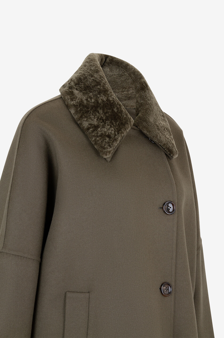 Dreiviertelmantel aus Kaschmir und Schurwolle