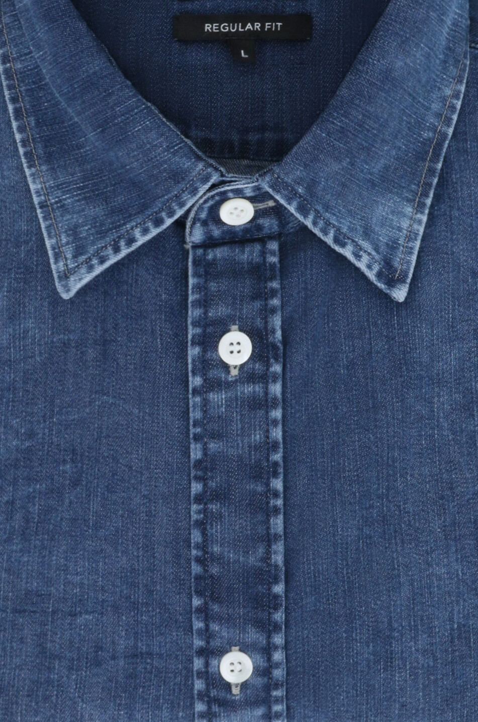 Cotton long-sleeved shirt