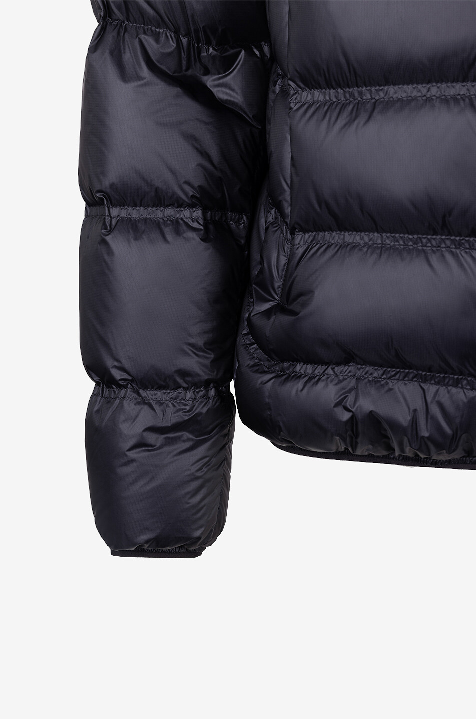 MONCLER Kurze Daunenjacke mit Kapuze Viani Herren DUNKELBLAU 6