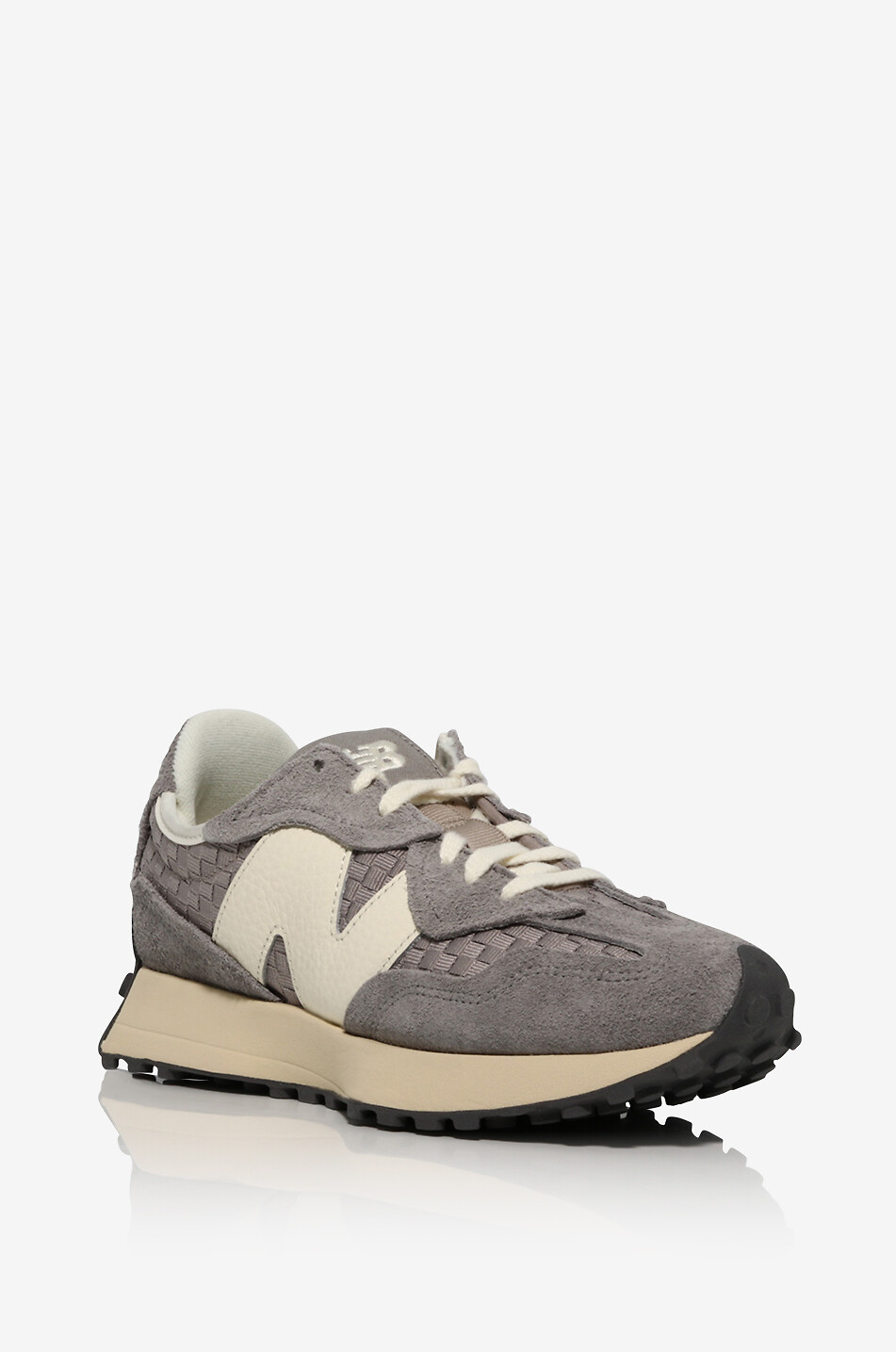 Niedrige Schnürsneakers 327