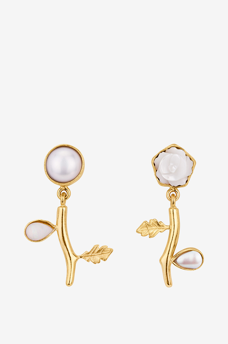 Boucles d'oreilles ornées de perles et de nacre Flower Drop