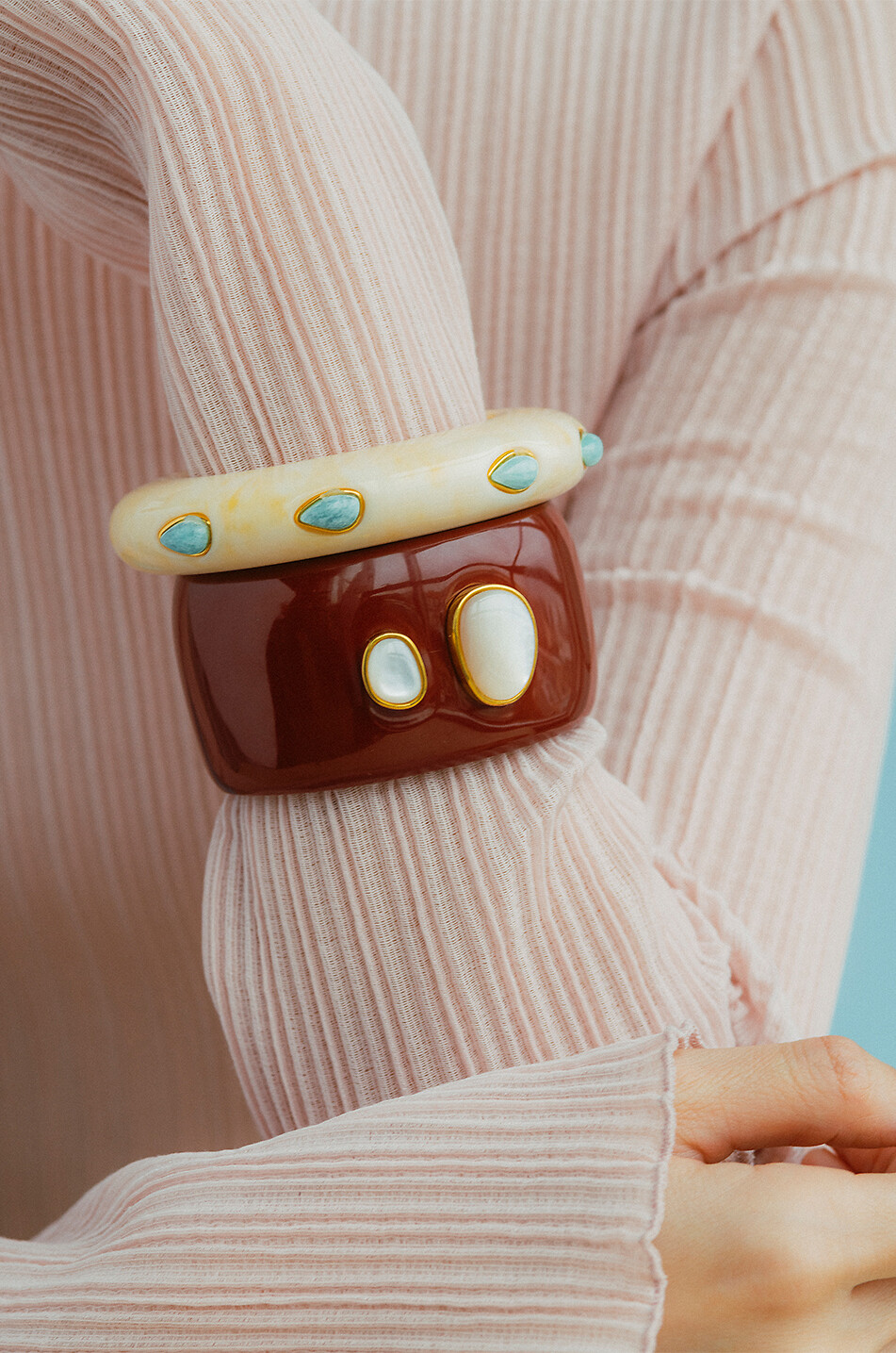 Ridge amazonite-adorned marbled cuff