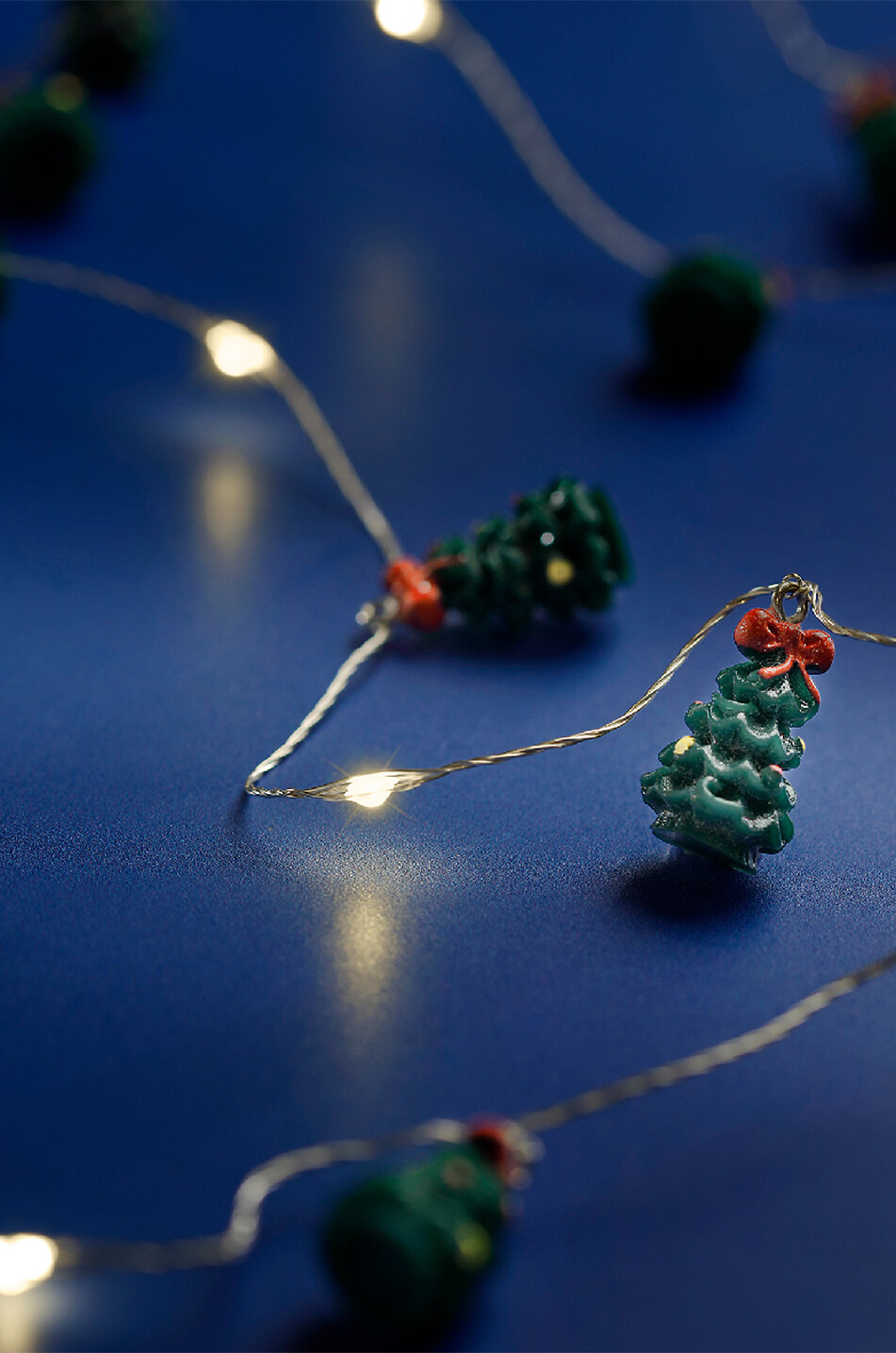 KAEMINGK Guirlande lumineuse à LED décorée Christmas Maison MULTICOLORE 4