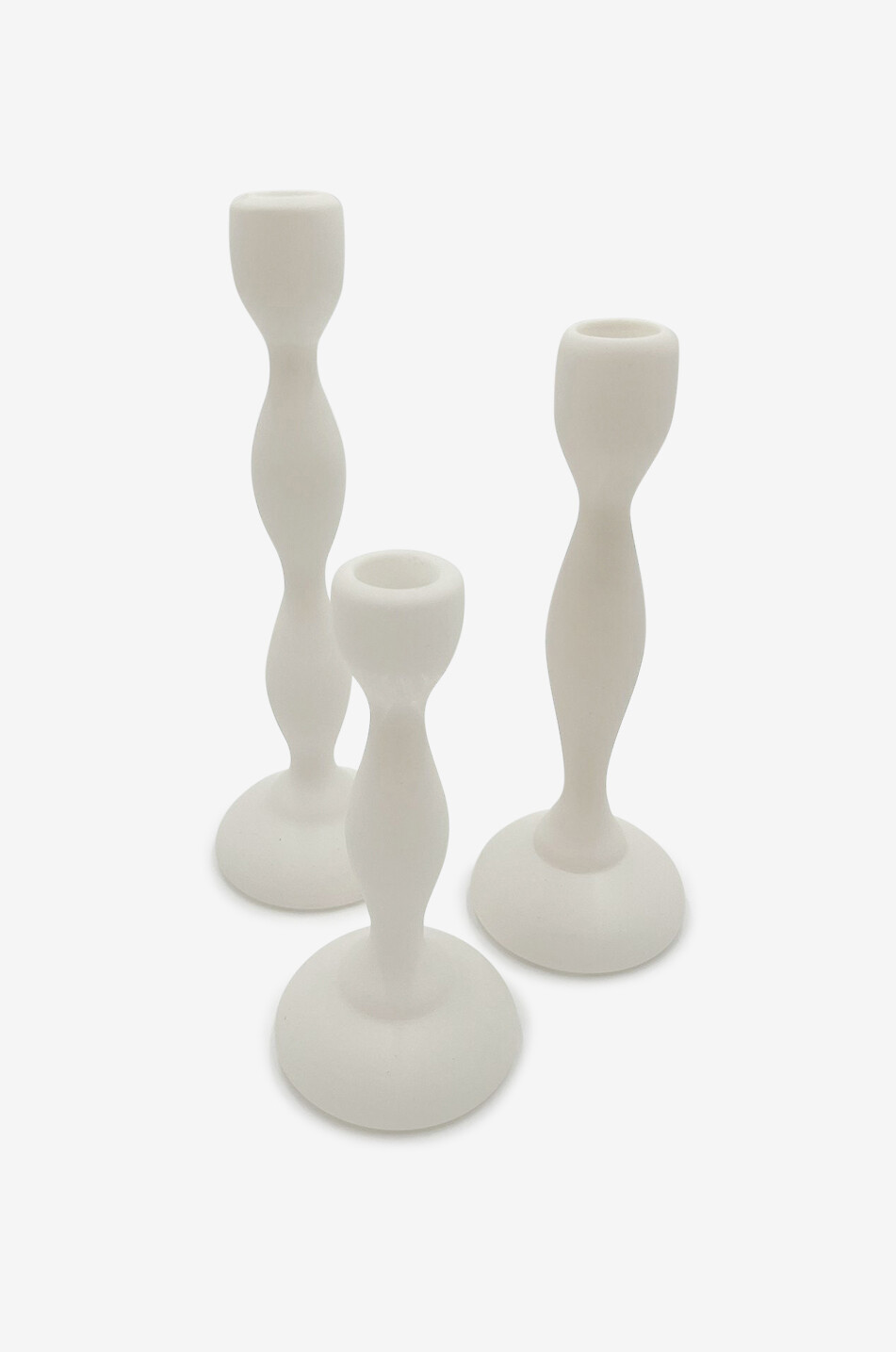 JF. THE REBORN HOME Spitzkerzenhalter aus Glas Opac White MM Haus WEISS 2