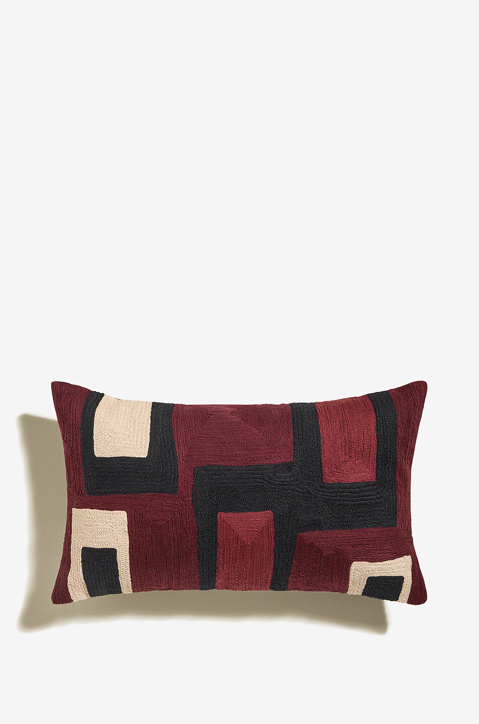 MAISON SARAH LAVOINE Coussin rectangulaire brodé Palette - Grand Modèle Maison MULTICOLORE 1