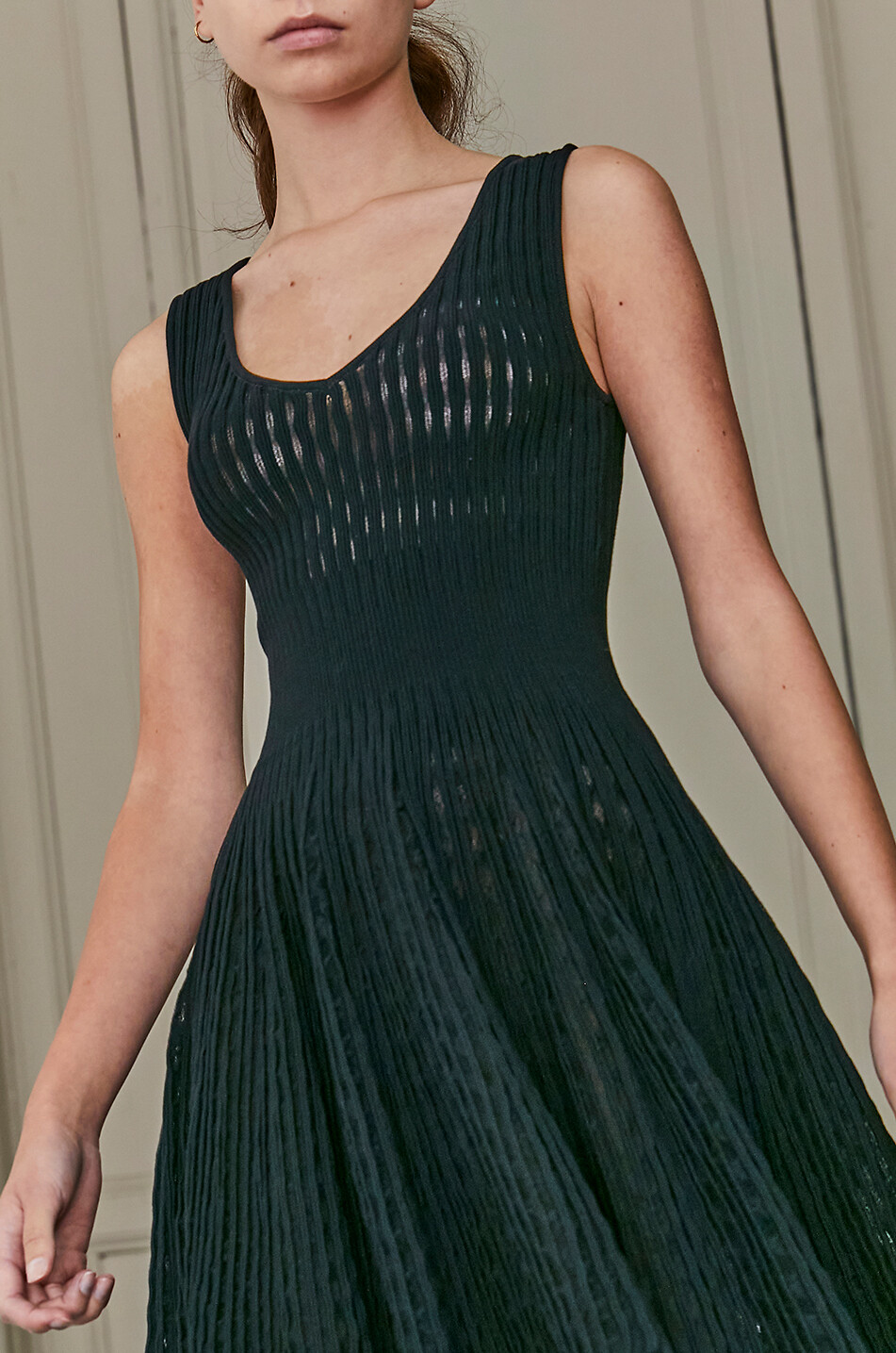 ANTONINO VALENTI O'Ahu short sleeveless openwork knit dress Women BLACK 4