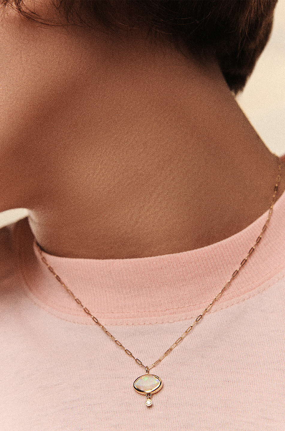 Opale yellow gold necklace with opal and diamond