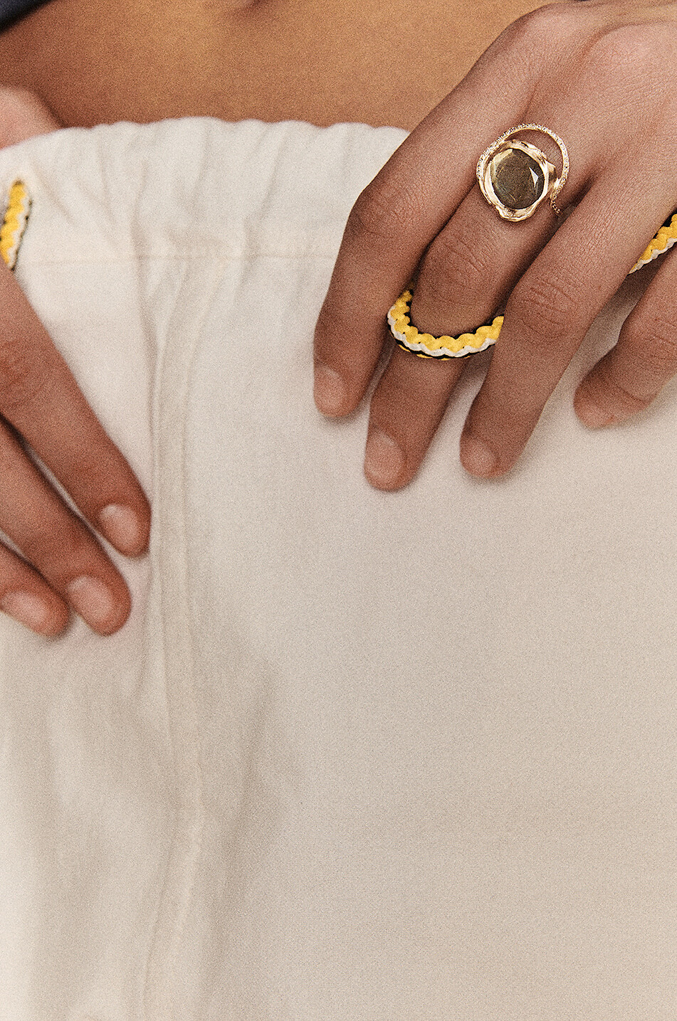 PASCALE MONVOISIN Gelbgold-Ring mit Labradorit und Diamanten Gaia Damen GRAU 3