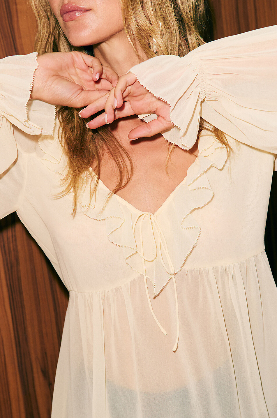 REFORMATION Gerüschte Musselinbluse Wyn Damen CREMEFARBEN 5