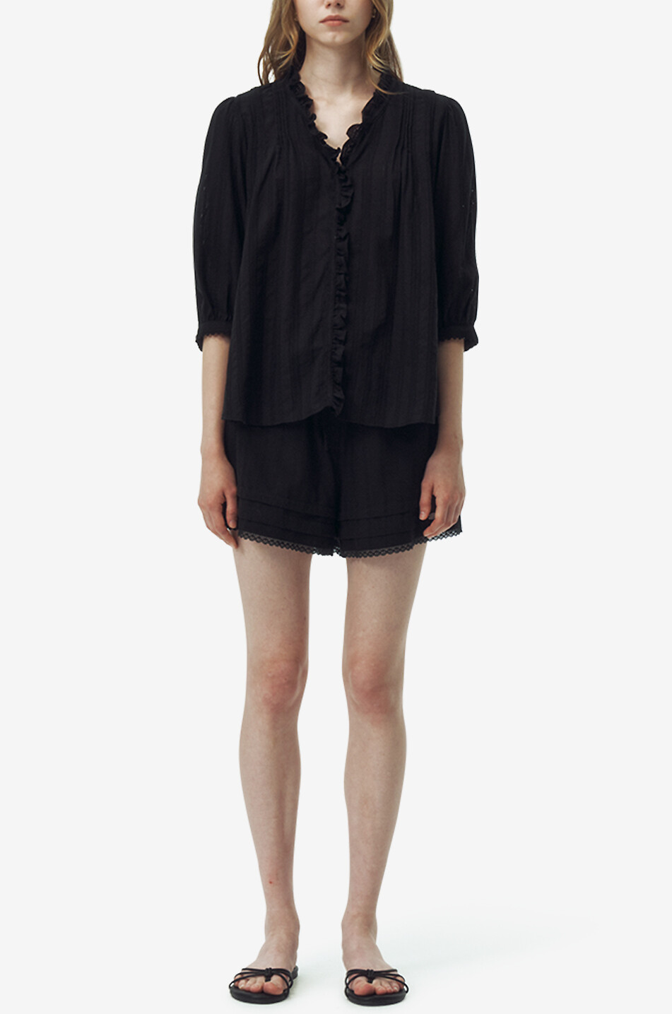 DUNST Scalopped shorts Women BLACK 4