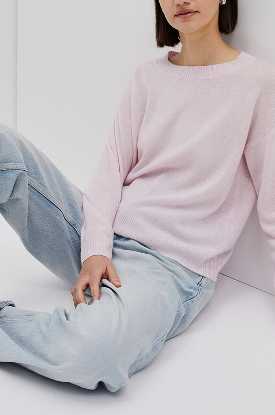 Boxy-Pullover mit Rundhalsausschnitt aus Kaschmir