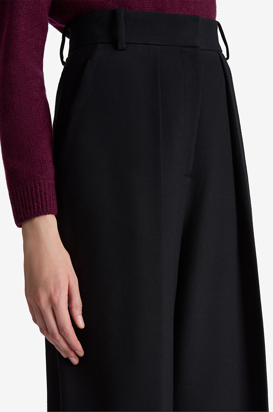 KHAITE Hose mit weitem Bein aus Viskose Maris Damen SCHWARZ 5